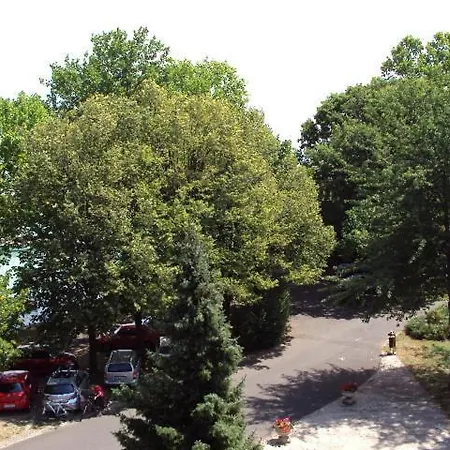 Mta Ok Balatoni Limnologiai Intezet Vendeghaza Hotel Tihany