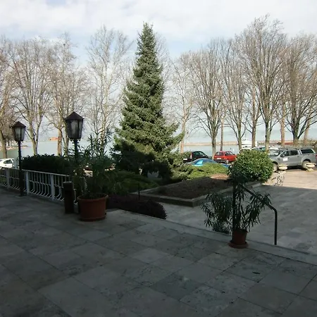 Mta Ok Balatoni Limnologiai Intezet Vendeghaza Hotel