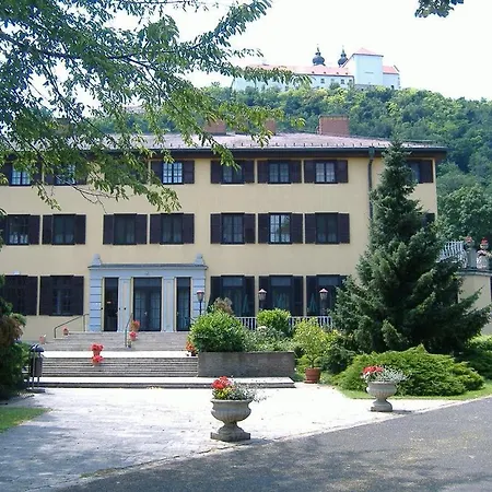 Mta Ok Balatoni Limnologiai Intezet Vendeghaza Hotel Tihany